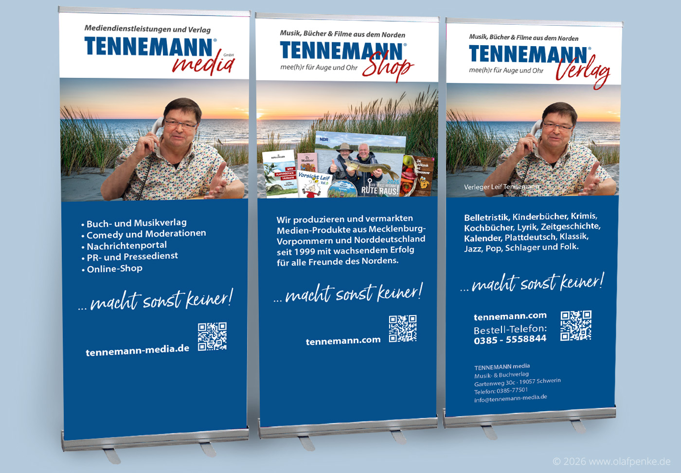 drei RollUps-Displays der TENNEMANN media GmbH
